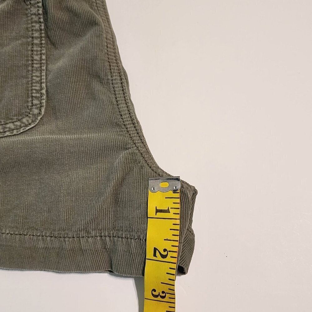 American Eagle sz XS women olive green corduroy shorts - Picture 11 of 11
